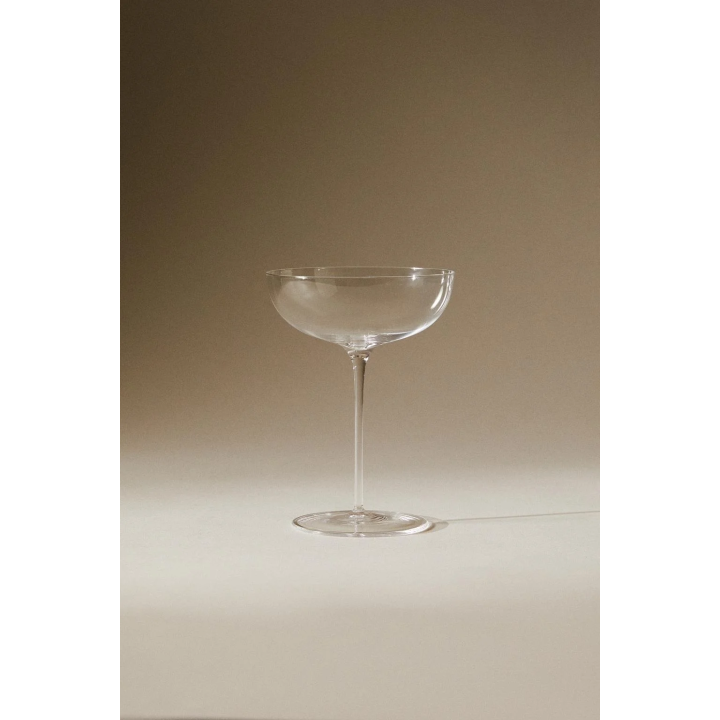 EXTRA LIGHTWEIGHT SPARKLING WINE FLUTE