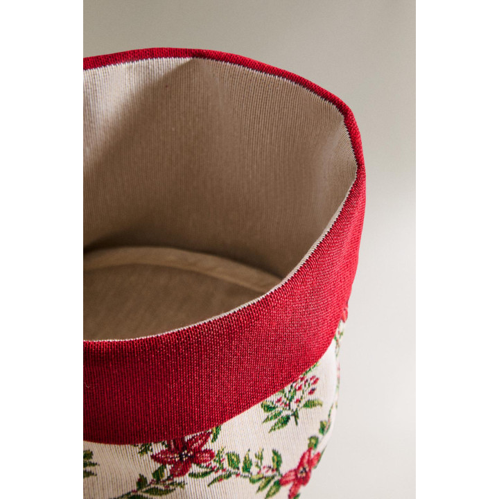 Плетеная корзина для хлеба с новогодним узором из цветов zara