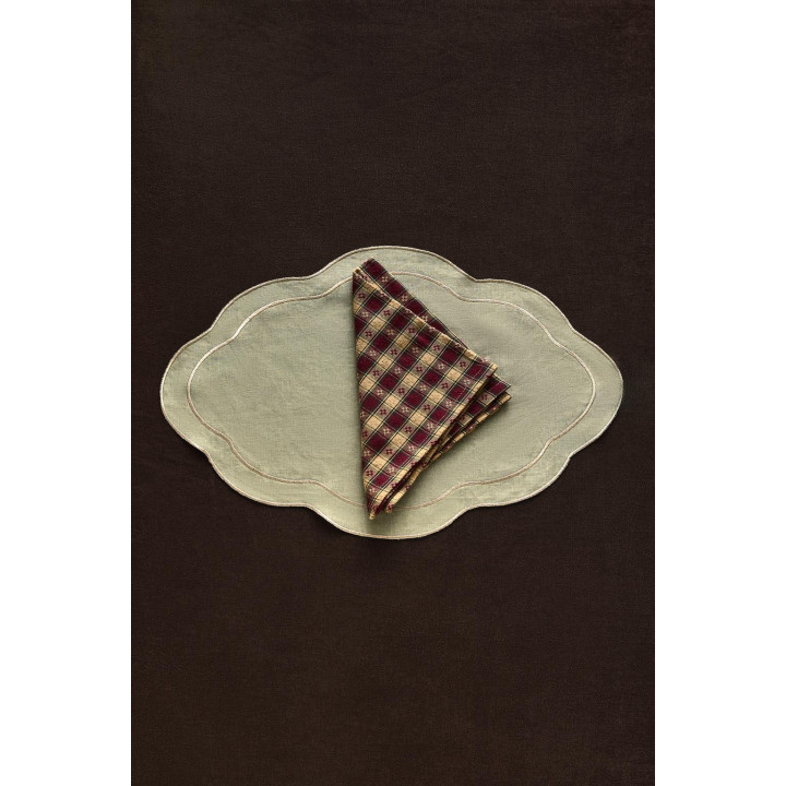 Льняное рождественское салфетка с деталями из ниток