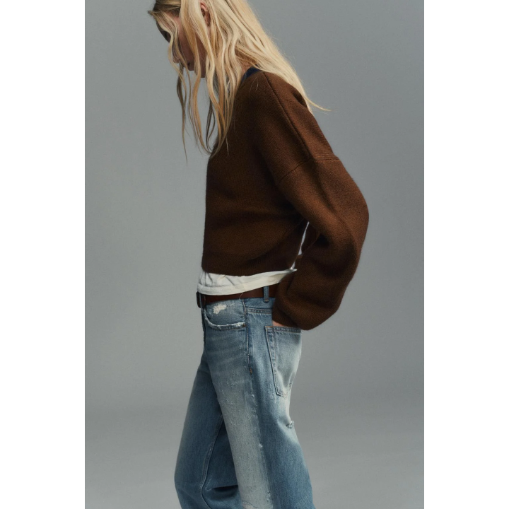 ГЛАДКИЙ ТРИКОТАЖНЫЙ ДЖЕМПЕР