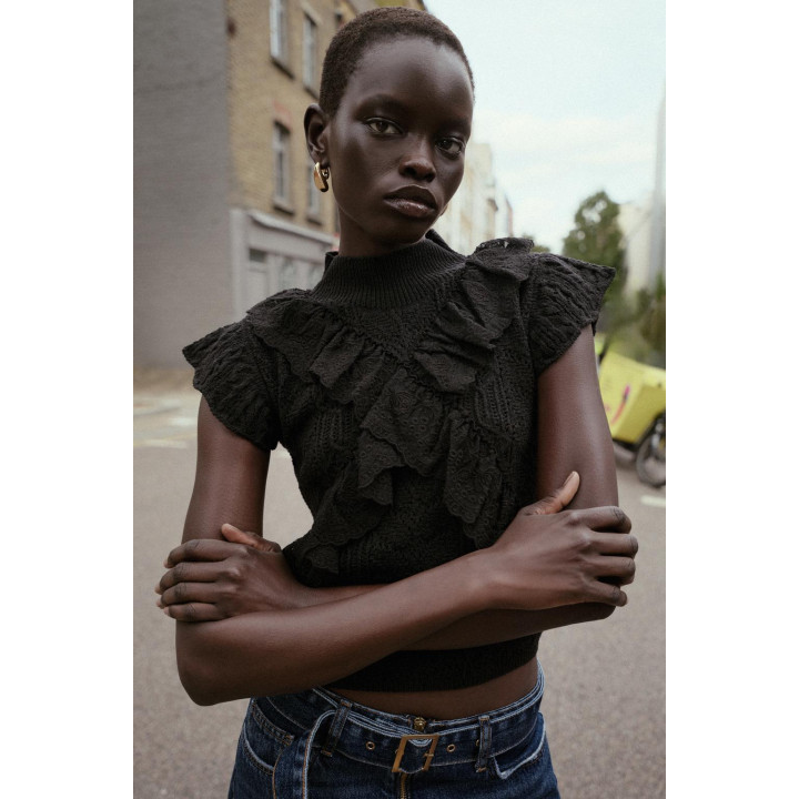 ТОП ИЗ ТРИКОТАЖА «РИШЕЛЬЕ» С ВОЛАНАМИ