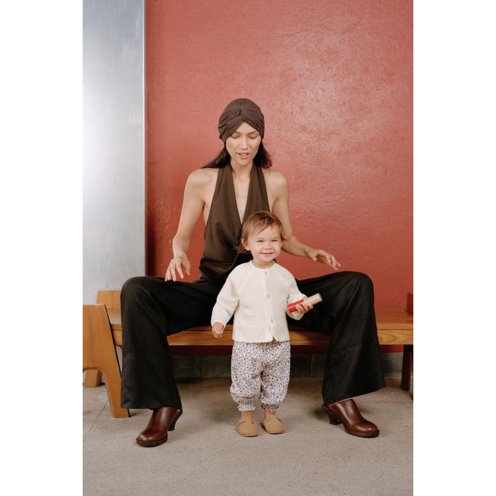 БРЮКИ ТЕКСТУРА ЦВЕТЫ