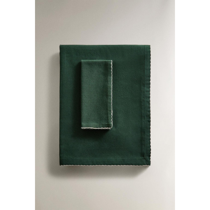 Скатерть с оборкой