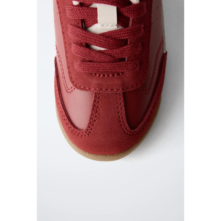 КОМБИНИРОВАННЫЕ СПОРТИВНЫЕ КРОССОВКИ