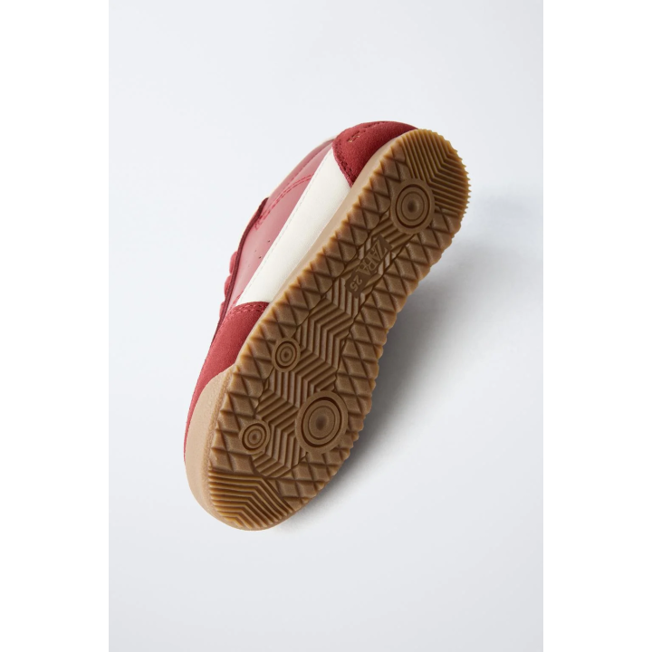 КОМБИНИРОВАННЫЕ СПОРТИВНЫЕ КРОССОВКИ