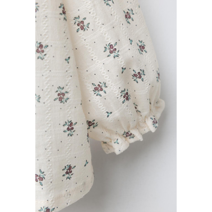 РУБАШКА С ЦВЕТОЧНОЙ ВЫШИВКОЙ