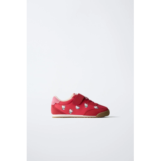 СПОРТИВНЫЕ КРОССОВКИ HELLO KITTY © SANRIO