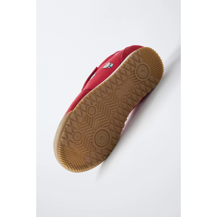 СПОРТИВНЫЕ КРОССОВКИ HELLO KITTY © SANRIO