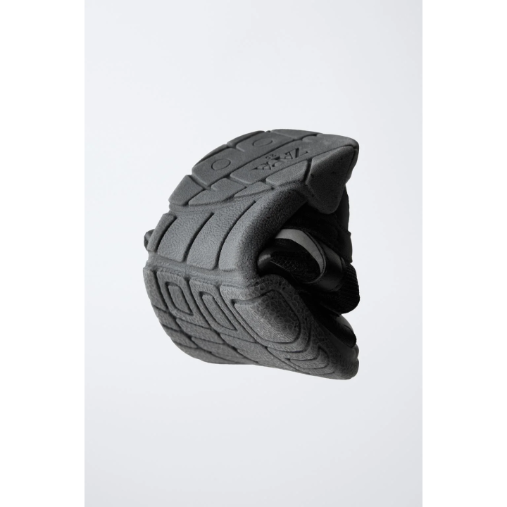 СПОРТИВНЫЕ КРОССОВКИ BAREFOOT