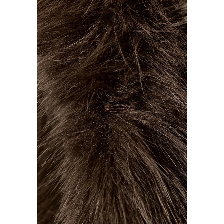 Короткий пальто из искусственного меха