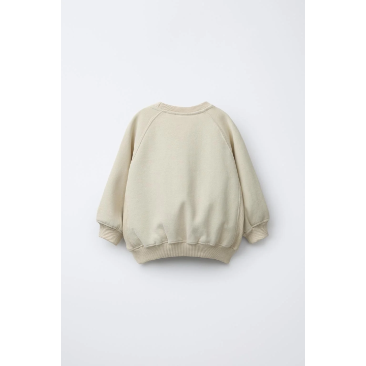 ТОЛСТОВКА С РЕЛЬЕФНЫМ ЛОГОТИПОМ