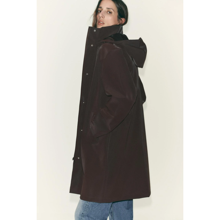 ПРОРЕЗИНЕННЫЙ ДОЖДЕВИК С КАПЮШОНОМ