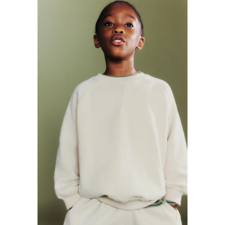 ТОЛСТОВКА С РЕЛЬЕФНЫМ ЛОГОТИПОМ