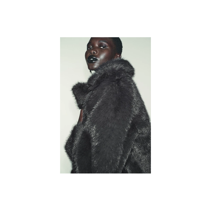 ДВУСТОРОННЕЕ КОРОТКОЕ ПАЛЬТО ИЗ ИСКУССТВЕННОГО МЕХА