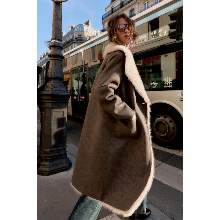 ДВУСТОРОННЕЕ ПАЛЬТО ИЗ ИСКУССТВЕННОГО МЕХА