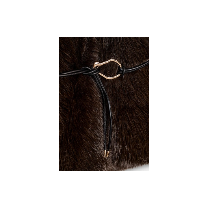 ПАЛЬТО ИЗ ИСКУССТВЕННОГО МЕХА С ПОЯСОМ