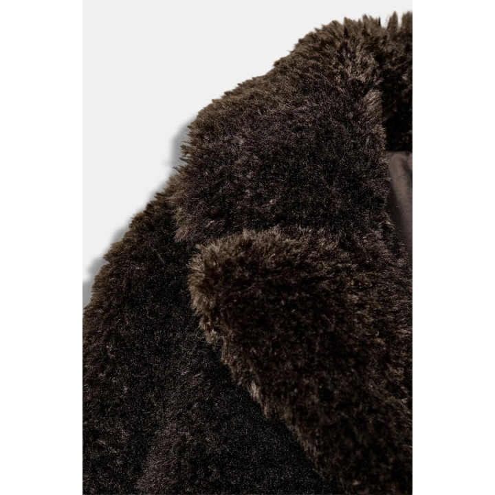 КОРОТКОЕ ПАЛЬТО ИЗ ИСКУССТВЕННОЙ ОВЧИНЫ