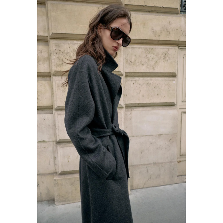 ДЛИННОЕ ПАЛЬТО ИЗ ШЕРСТИ С ПОЯСОМ