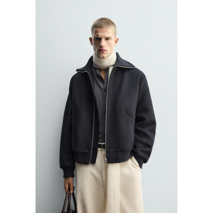 СТЕГАНАЯ КУРТКА С ВОРОТНИКОМ В РУБЧИК