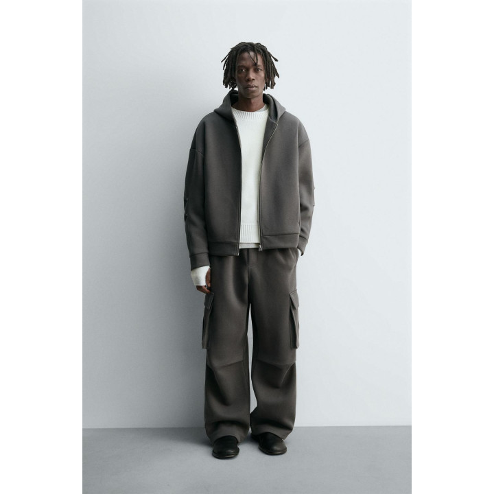 ТОЛСТОВКА ИЗ НЕОПРЕНА С КАПЮШОНОМ И СКЛАДКАМИ