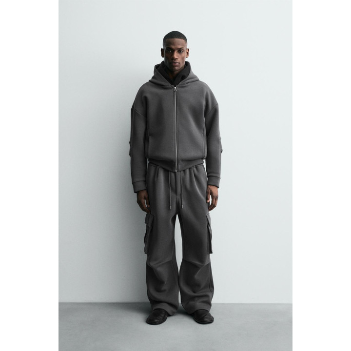 ТОЛСТОВКА ИЗ НЕОПРЕНА С КАПЮШОНОМ И СКЛАДКАМИ