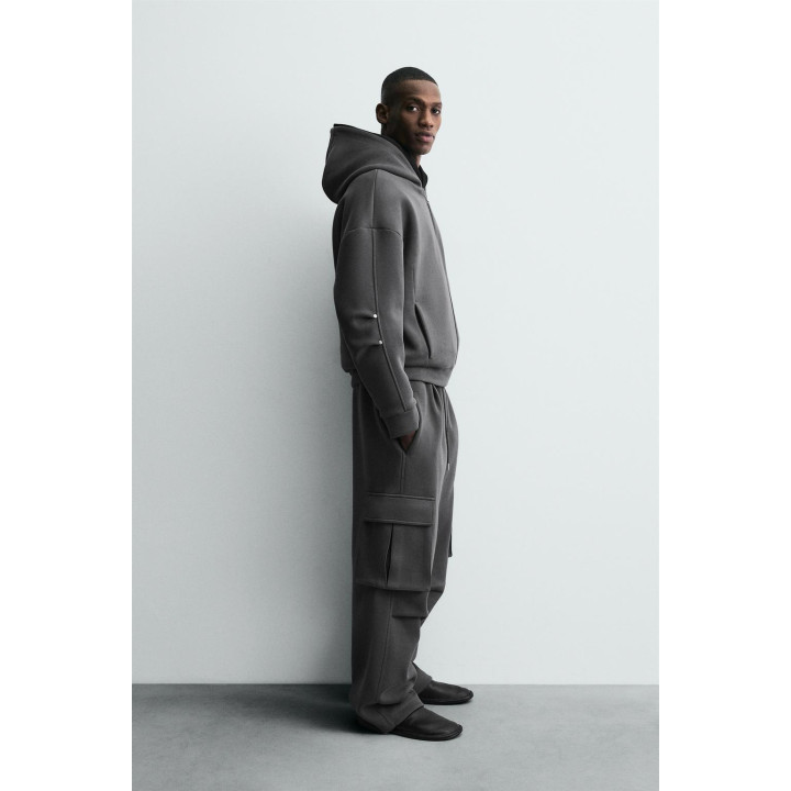 ТОЛСТОВКА ИЗ НЕОПРЕНА С КАПЮШОНОМ И СКЛАДКАМИ