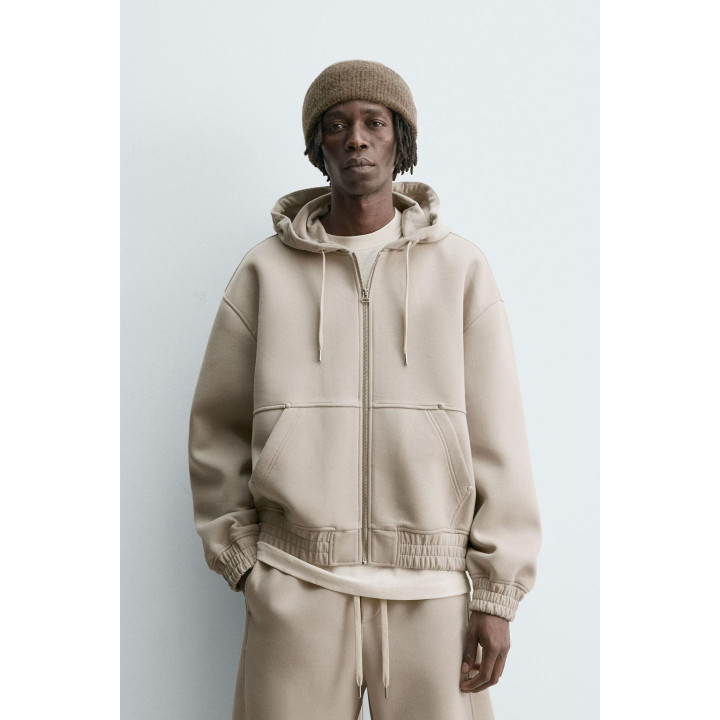 ТОЛСТОВКА ИЗ НЕОПРЕНА С КАПЮШОНОМ И МОЛНИЕЙ