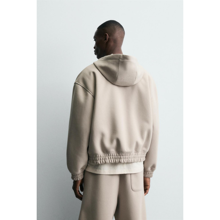 ТОЛСТОВКА ИЗ НЕОПРЕНА С КАПЮШОНОМ И МОЛНИЕЙ