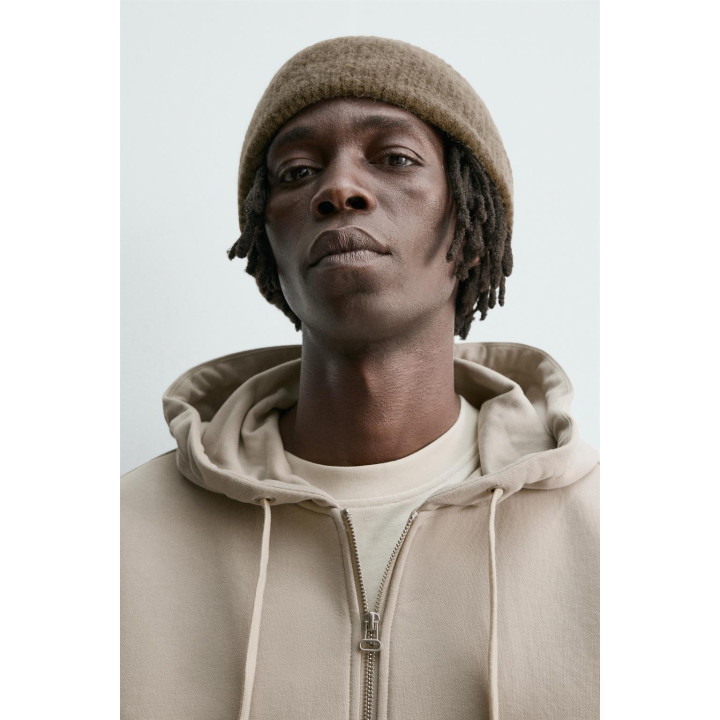 ТОЛСТОВКА ИЗ НЕОПРЕНА С КАПЮШОНОМ И МОЛНИЕЙ