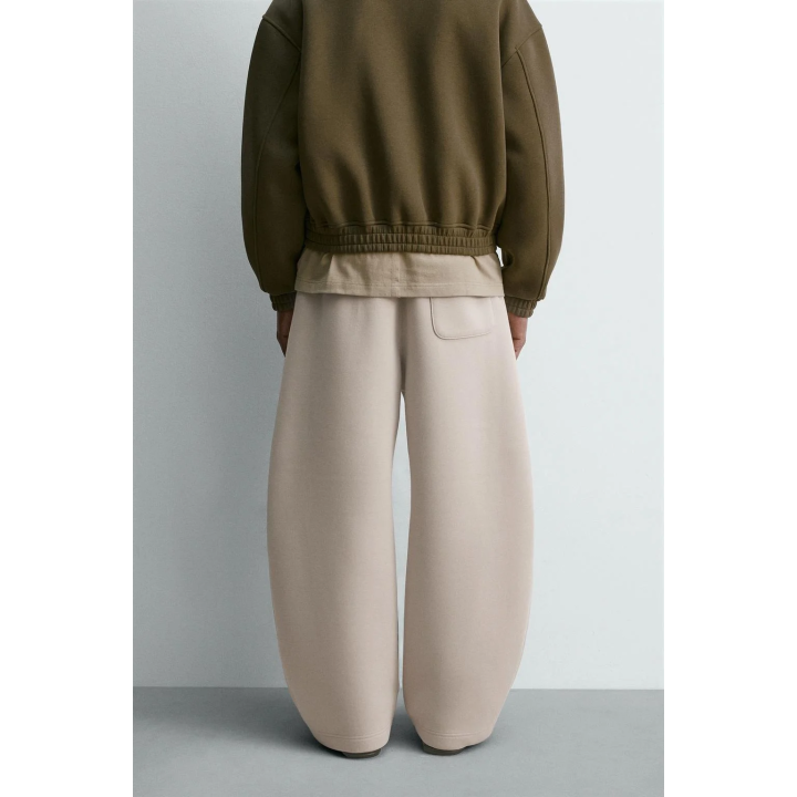 БРЮКИ BALLOON FIT С ЭФФЕКТОМ НЕОПРЕНА