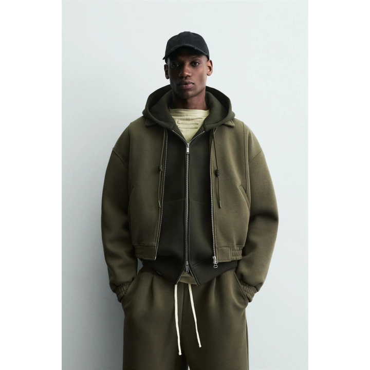 КУРТКА BOXY FIT С ЭФФЕКТОМ НЕОПРЕНА