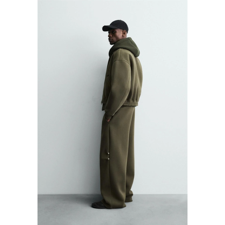 КУРТКА BOXY FIT С ЭФФЕКТОМ НЕОПРЕНА