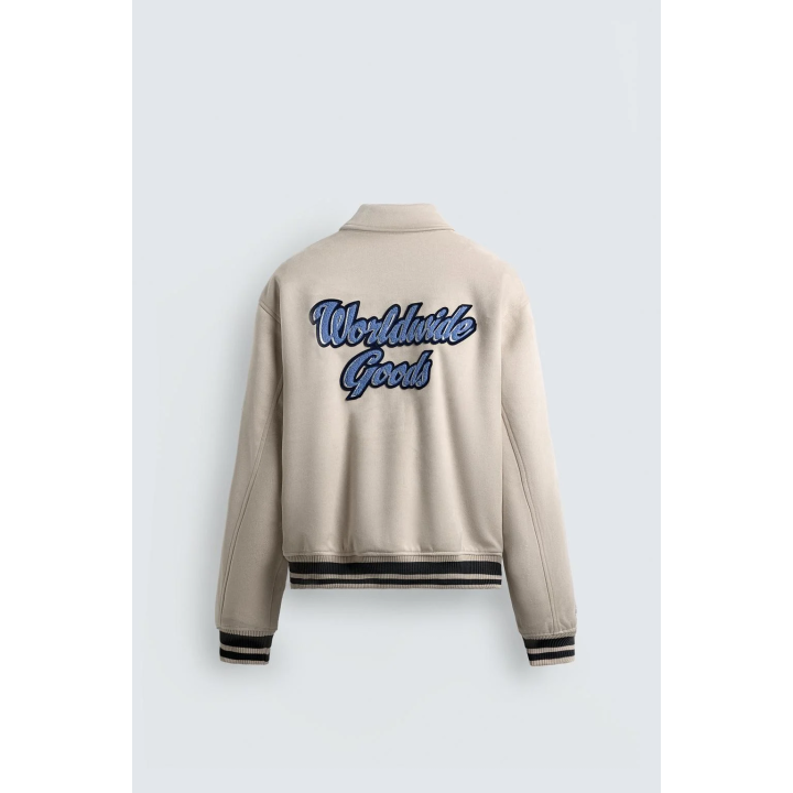 КУРТКА ИЗ ИСКУССТВЕННОЙ ЗАМШИ С НАШИВКАМИ И ВЫШИВКОЙ