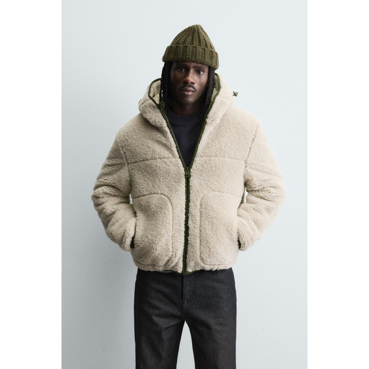 КОМБИНИРОВАННАЯ КУРТКА С ЭФФЕКТОМ ИСКУССТВЕННОЙ ОВЧИНЫ