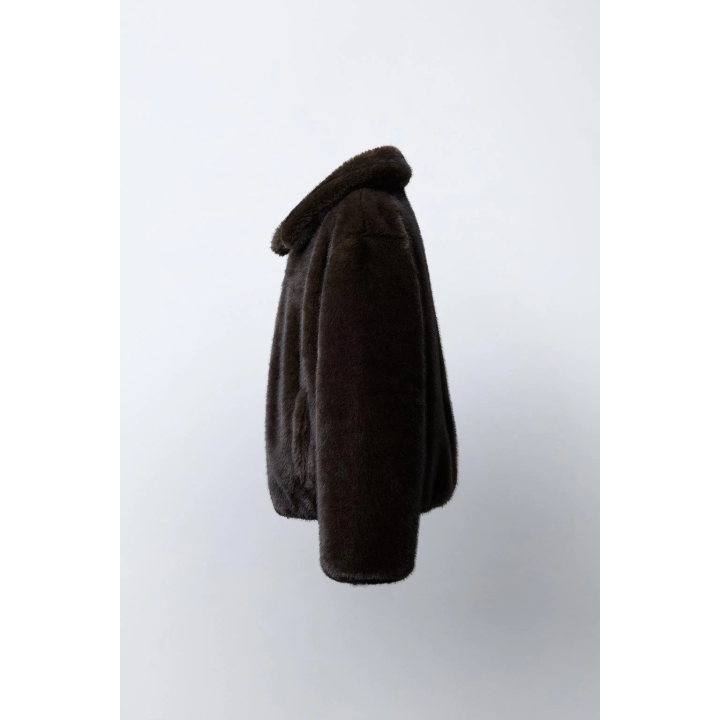 БОМБЕР ИЗ ИСКУССТВЕННОГО МЕХА