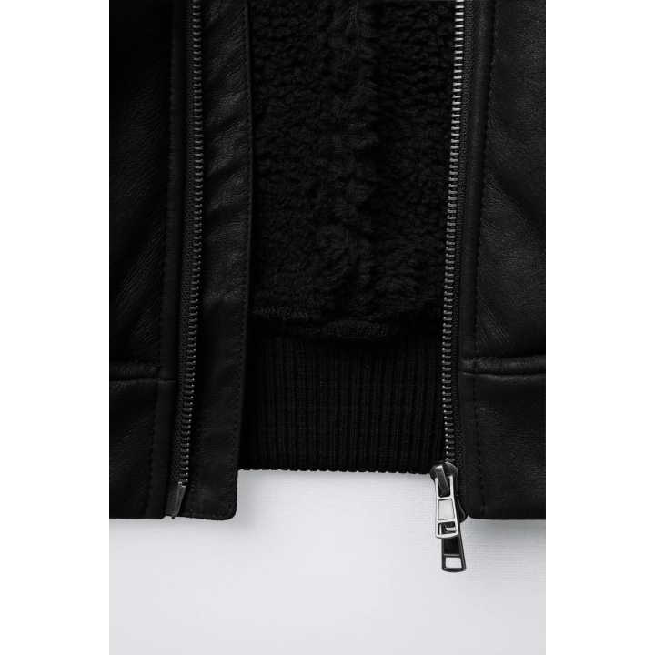 ДВУСТОРОННЯЯ КУРТКА С КАПЮШОНОМ