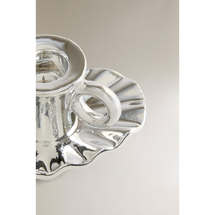 Свеча-подсвечник из фарфора для рождества с деталями в виде сердца