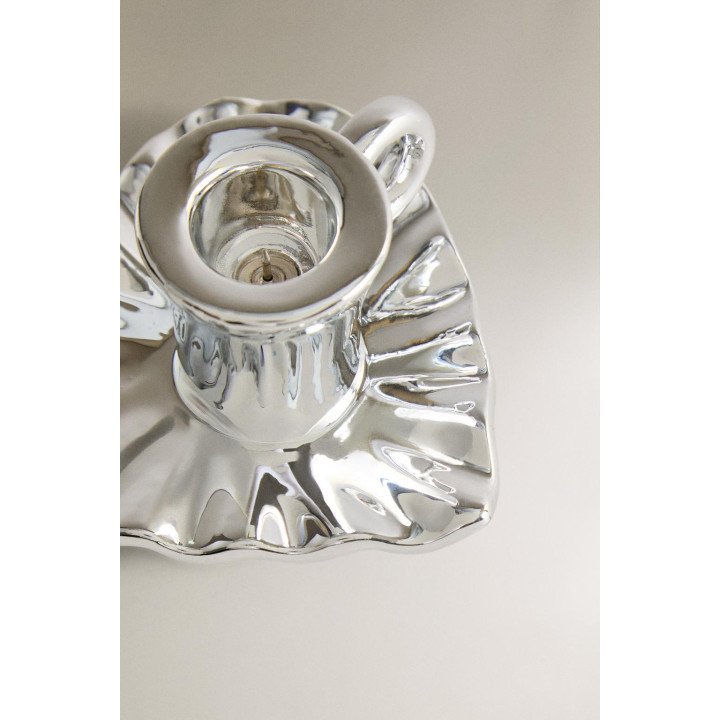 Свеча-подсвечник из фарфора для рождества с деталями в виде сердца