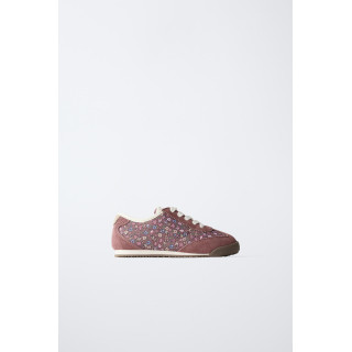 КРОССОВКИ С ЦВЕТОЧНЫМ ПРИНТОМ