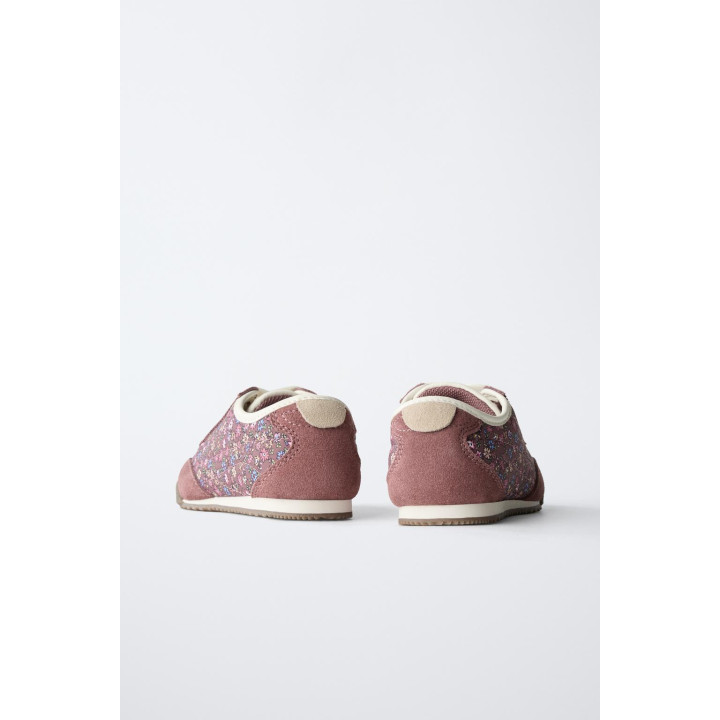 КРОССОВКИ С ЦВЕТОЧНЫМ ПРИНТОМ