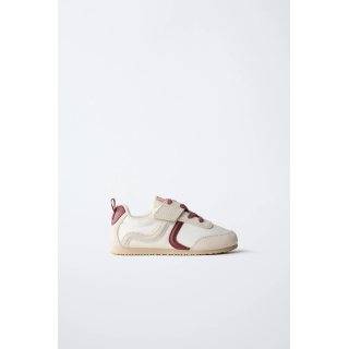 МОДНЫЕ СПОРТИВНЫЕ КРОССОВКИ