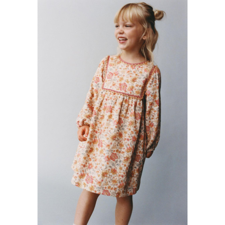 ПЛАТЬЕ С ЦВЕТОЧНЫМ ПРИНТОМ