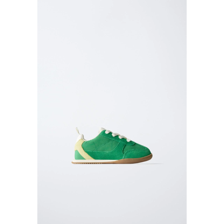 МЯГКИЕ СПОРТИВНЫЕ КРОССОВКИ