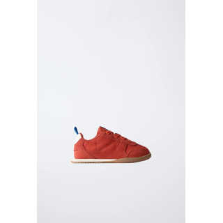 МЯГКИЕ СПОРТИВНЫЕ КРОССОВКИ