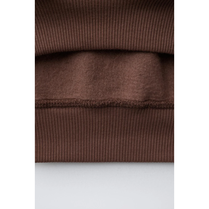 ТОЛСТОВКА С НАДПИСЬЮ И БАНТОМ