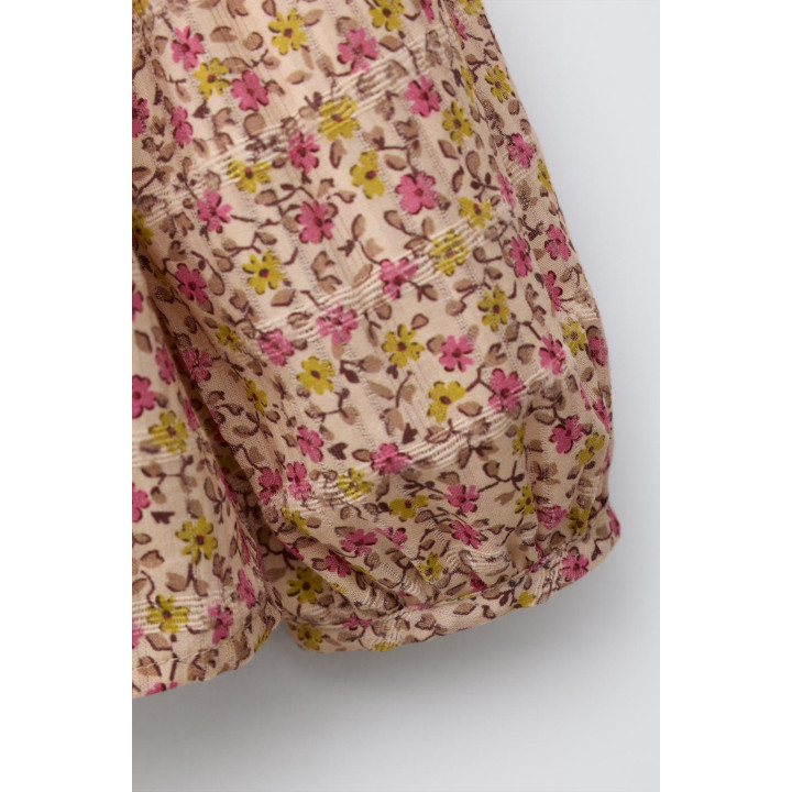 БЛУЗКА С ЦВЕТОЧНЫМ ПРИНТОМ