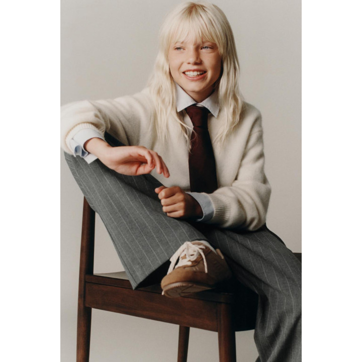 БРЮКИ В ТОНКУЮ ПОЛОСКУ С РЕМНЕМ