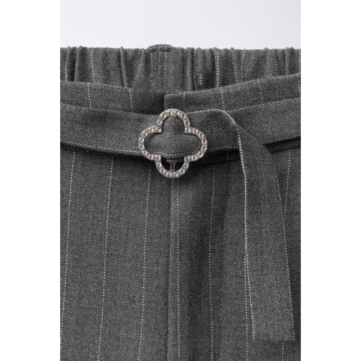 БРЮКИ В ТОНКУЮ ПОЛОСКУ С РЕМНЕМ