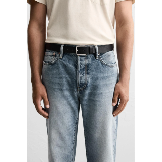 КОЖАНЫЙ РЕМЕНЬ С ДЕКОРАТИВНОЙ СТРОЧКОЙ