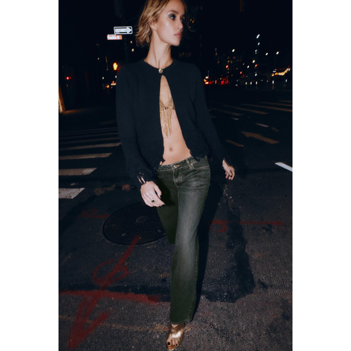 ВЯЗАНЫЙ КАРДИГАН С БАХРОМОЙ